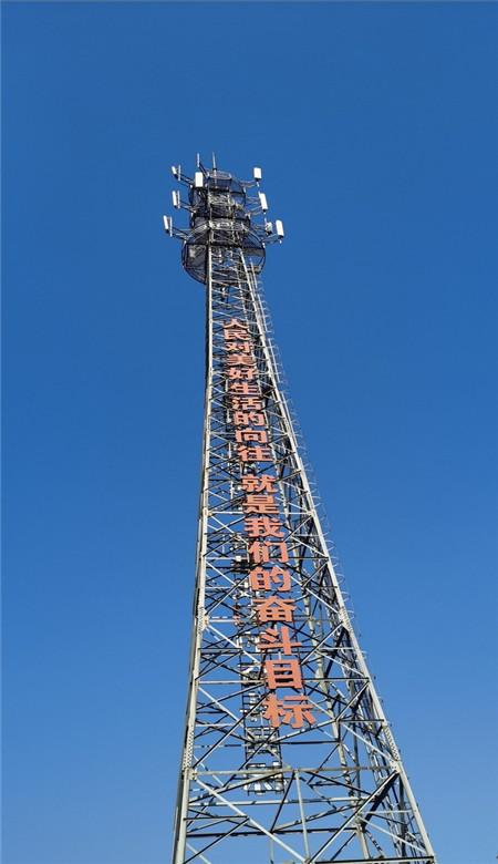 逃出平静乡村