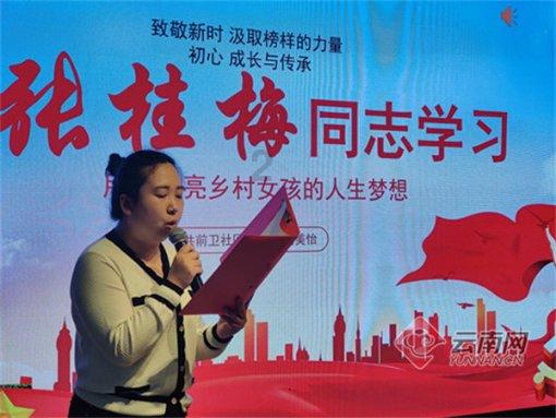 55岁的邓文迪：如何焕发新生，重拾青春魅力，让年轻男友自愧不如